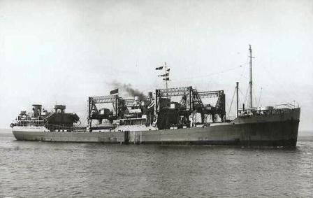 Dewdale cleaned hull